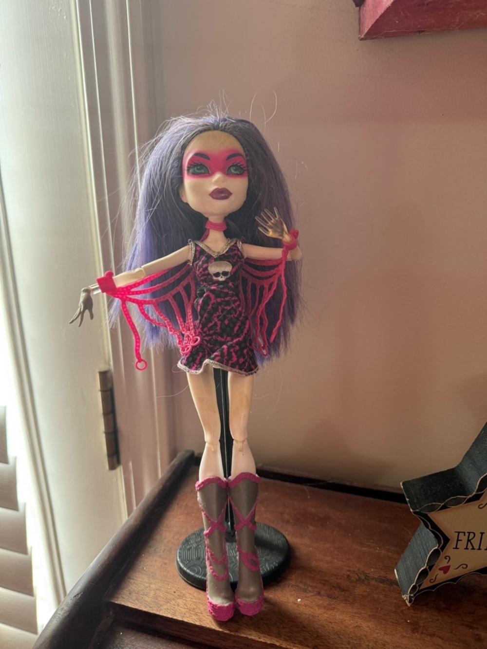 Monster High Spectra Vondergeist - Power Ghouls